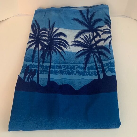 Roundy Bay Coastal Blue Tropical Sarong 59" x 46" - Picture 2 of 6